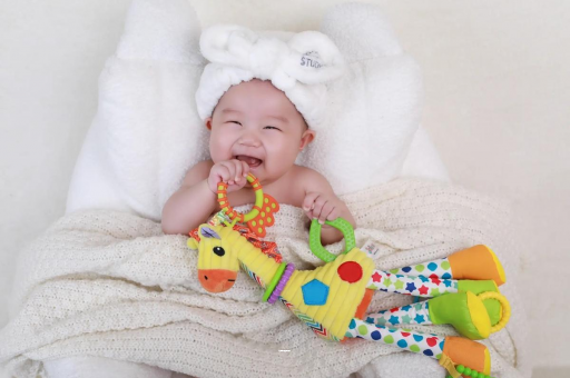 中国香港6岁宝宝掉头发正常吗 中国香港6岁宝宝掉头发正常吗