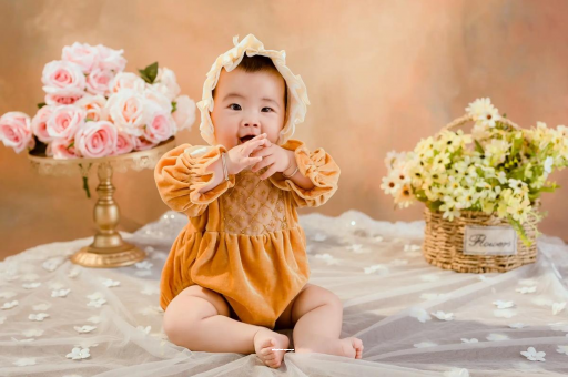 中国香港四个月宝宝放屁很臭 中国香港四个月宝宝放屁很臭